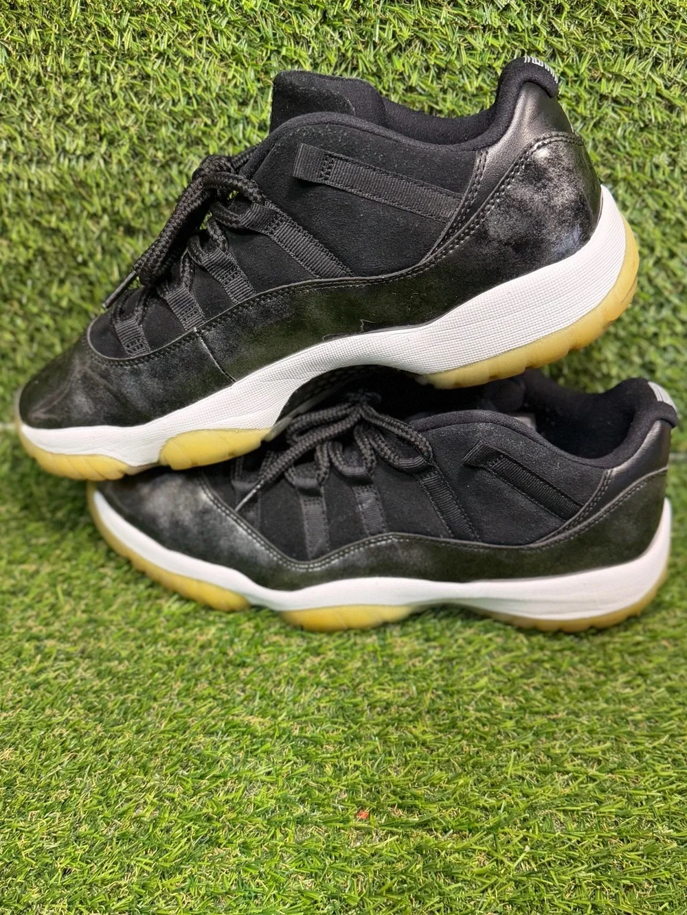 Size 10.5 Men’s 2017 Air Jordan 11 Retro Low Barons Great Condition - No Box -